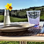 Casale Delle Rondini Bed and breakfast