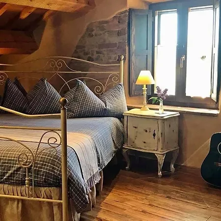 住宿加早餐酒店 卡萨莱阿尔隆蒂尼住宿加早餐旅馆 托伦蒂诺