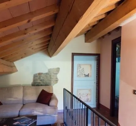 Casale Delle Rondini Bed & Breakfast