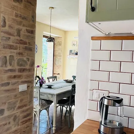 Casale Delle Rondini 톨렌티노