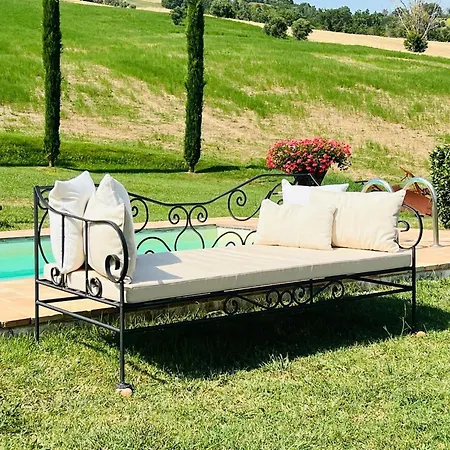 Casale Delle Rondini 4* 톨렌티노