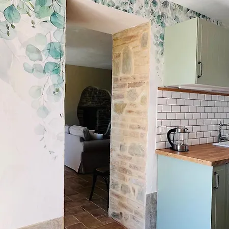 Casale Delle Rondini B&B 4*