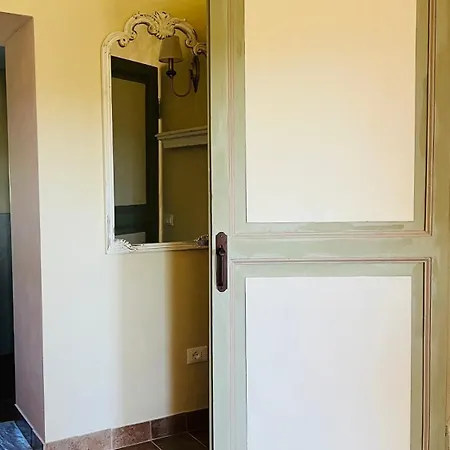 Casale Delle Rondini 4*