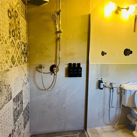 B&B Casale Delle Rondini 톨렌티노