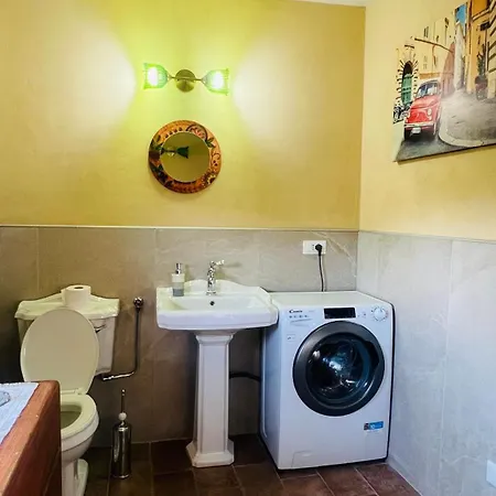 Casale Delle Rondini 4*
