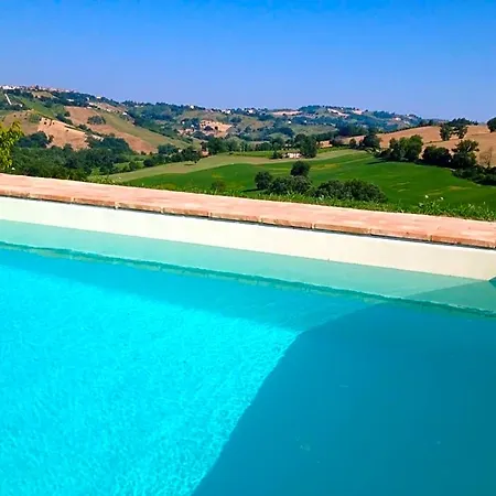 Casale Delle Rondini 4*