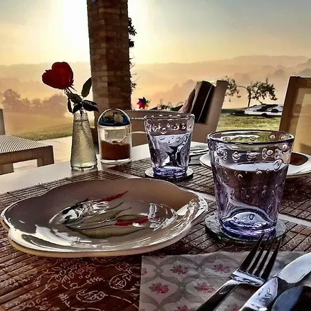 Bed & Breakfast Casale Delle Rondini Tolentino
