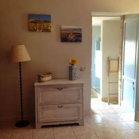 Casale Delle Rondini Bed & Breakfast Tolentino