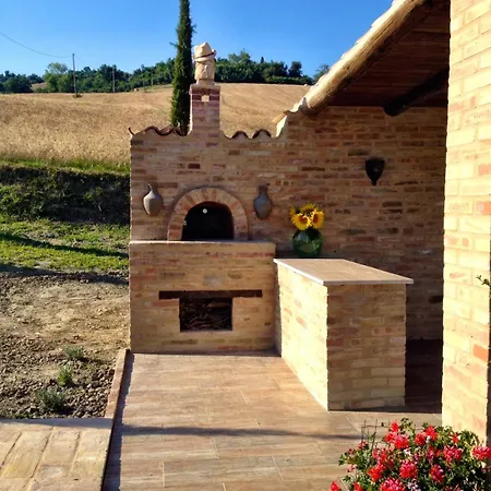 住宿加早餐酒店 卡萨莱阿尔隆蒂尼住宿加早餐旅馆 3*