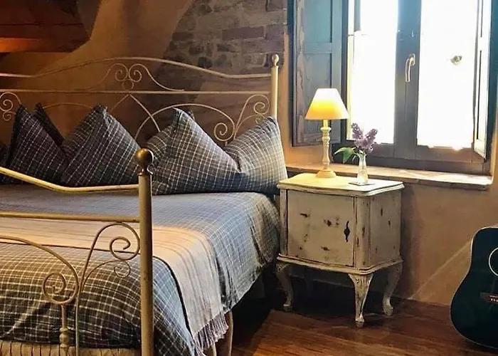 住宿加早餐酒店 卡萨莱阿尔隆蒂尼住宿加早餐旅馆 托伦蒂诺